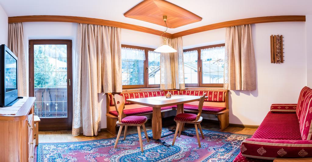 Apartments Elise Selva di Val Gardena Ngoại thất bức ảnh